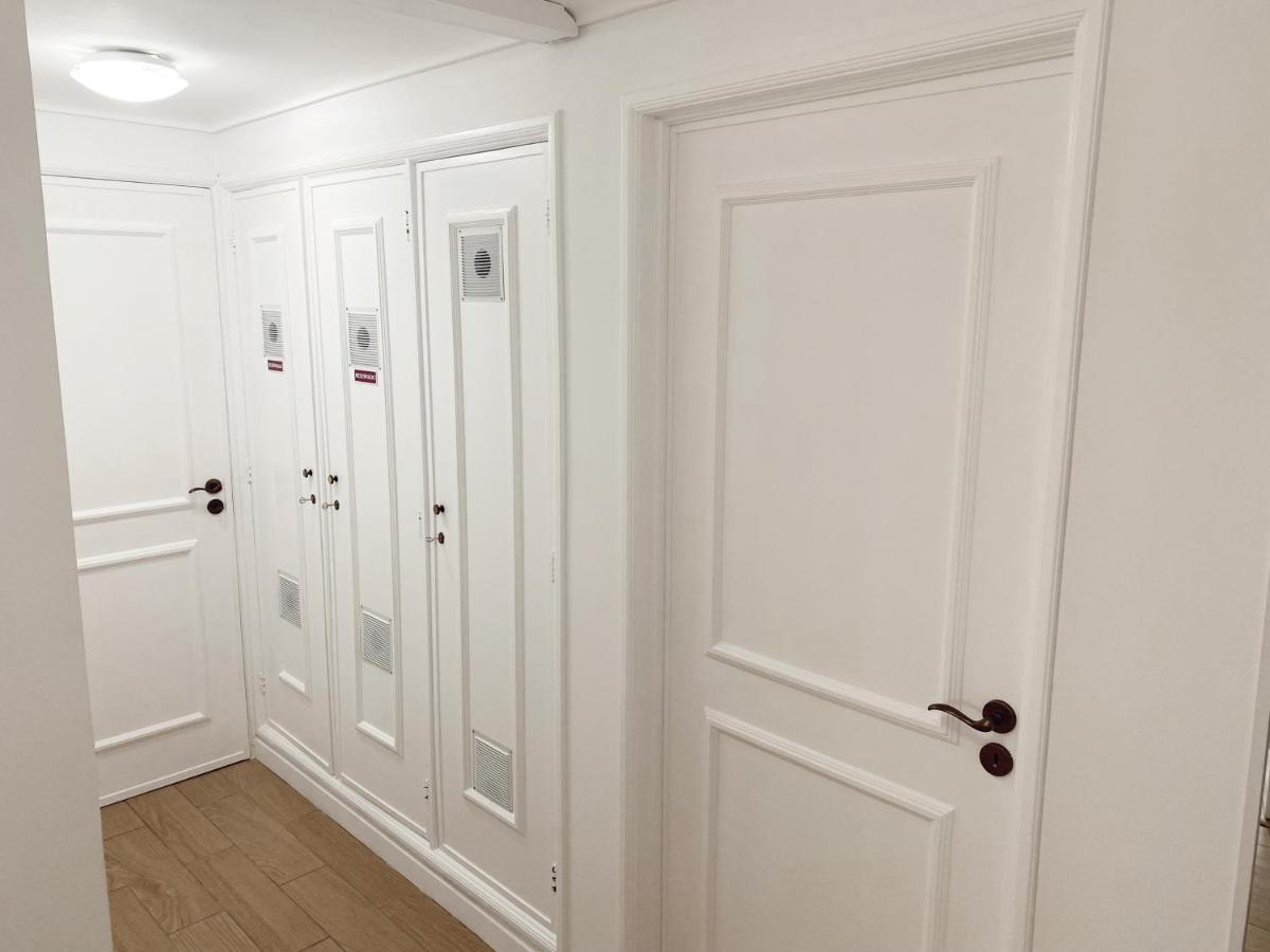 Mima House Al Apartment อาเวโร ภายนอก รูปภาพ