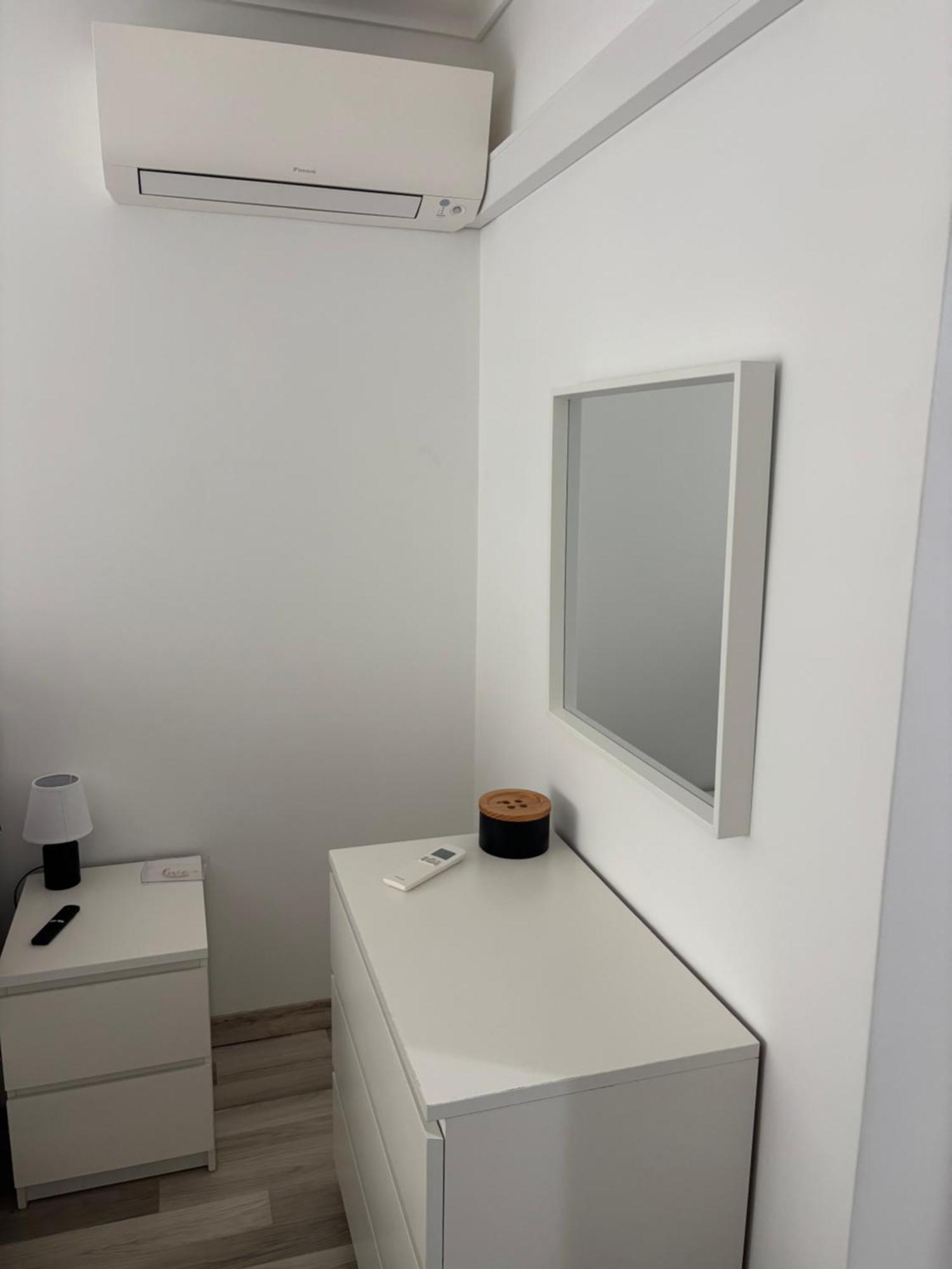 Mima House Al Apartment อาเวโร ภายนอก รูปภาพ